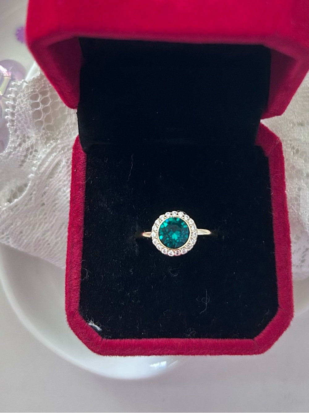 CZ Emerald color stone ring - Women Jewelry